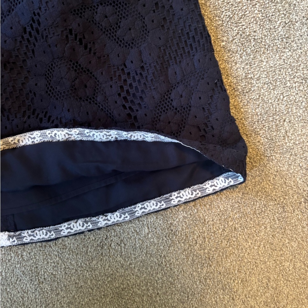 Lily Pulitzer Augusta Lace Shift dress - Size 10 - Navy - Picture 2 of 4
